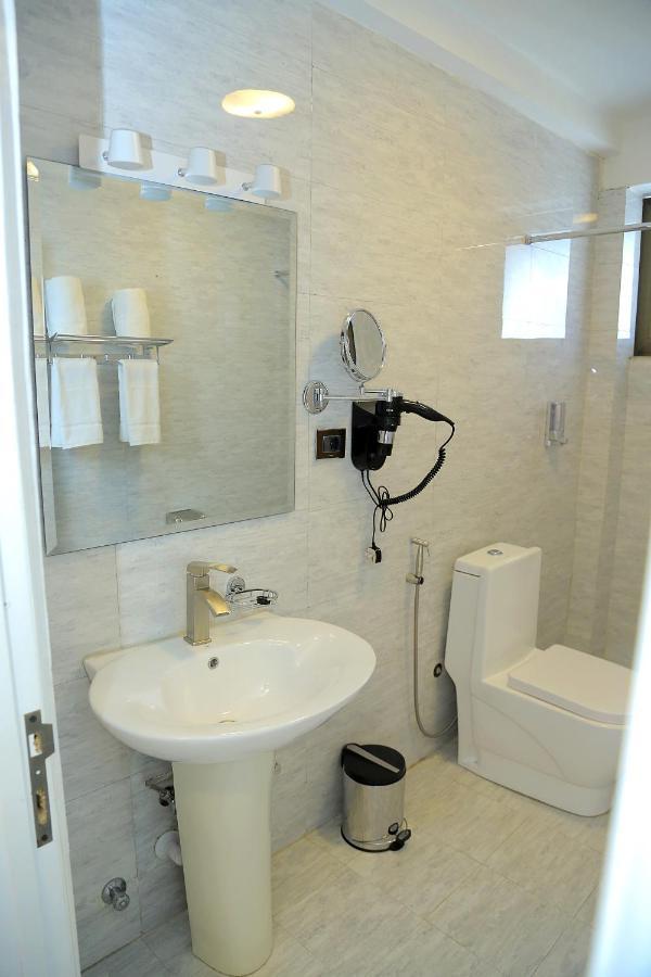 Abat Guest House Addis Ababa Bagian luar foto