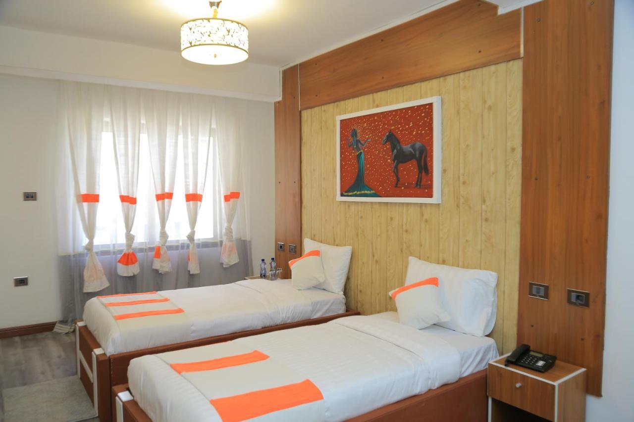 Abat Guest House Addis Ababa Bagian luar foto